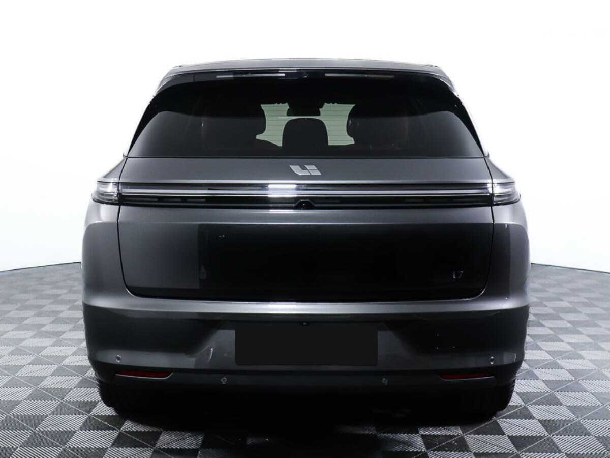 Li Auto (Lixiang) L7