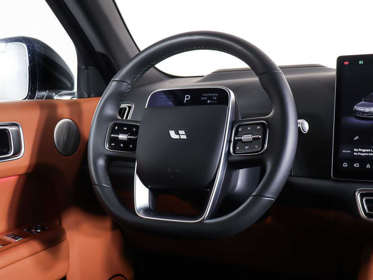 Li Auto (Lixiang) L7 2023