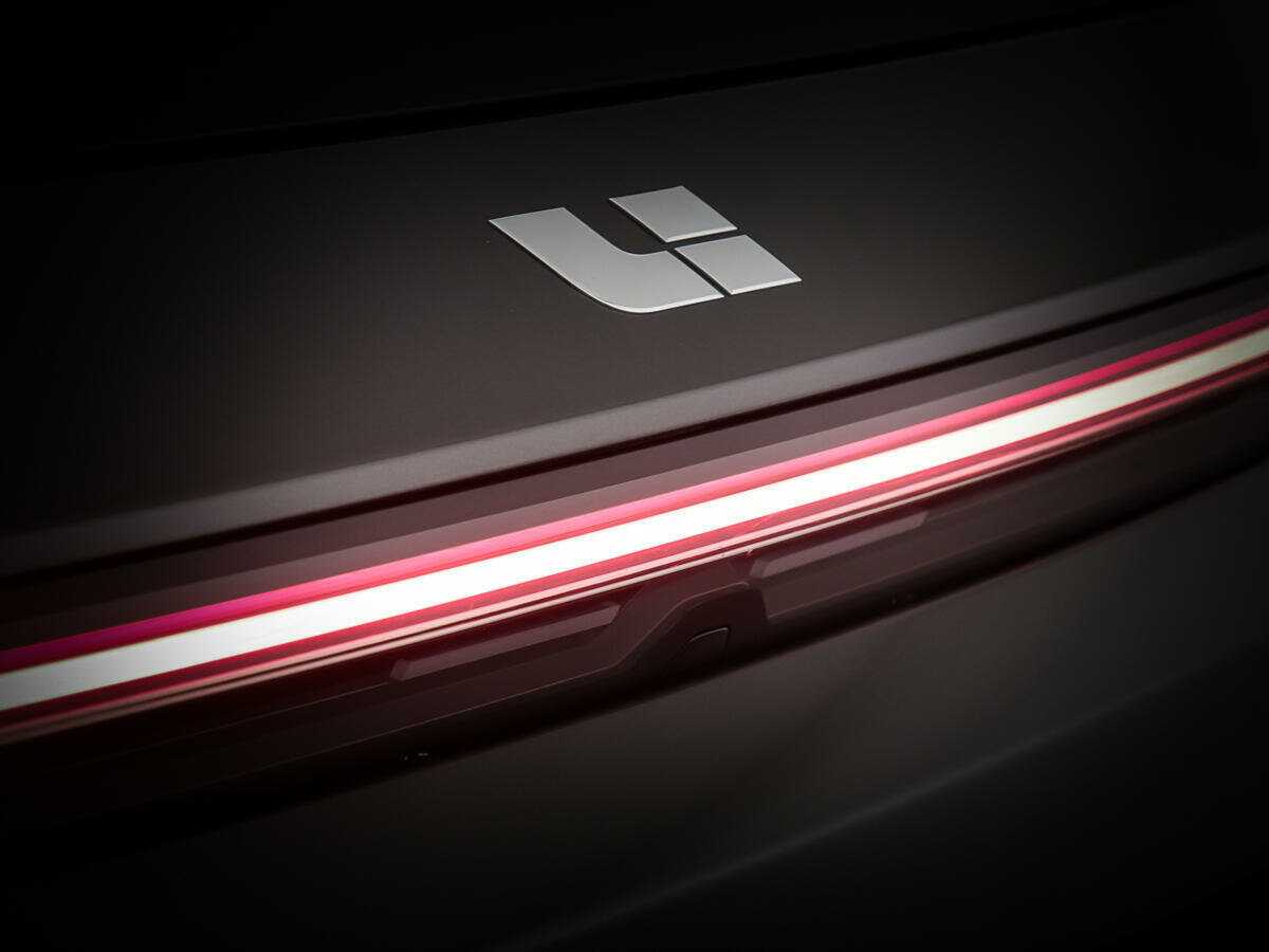 Li Auto (Lixiang) L7 2023