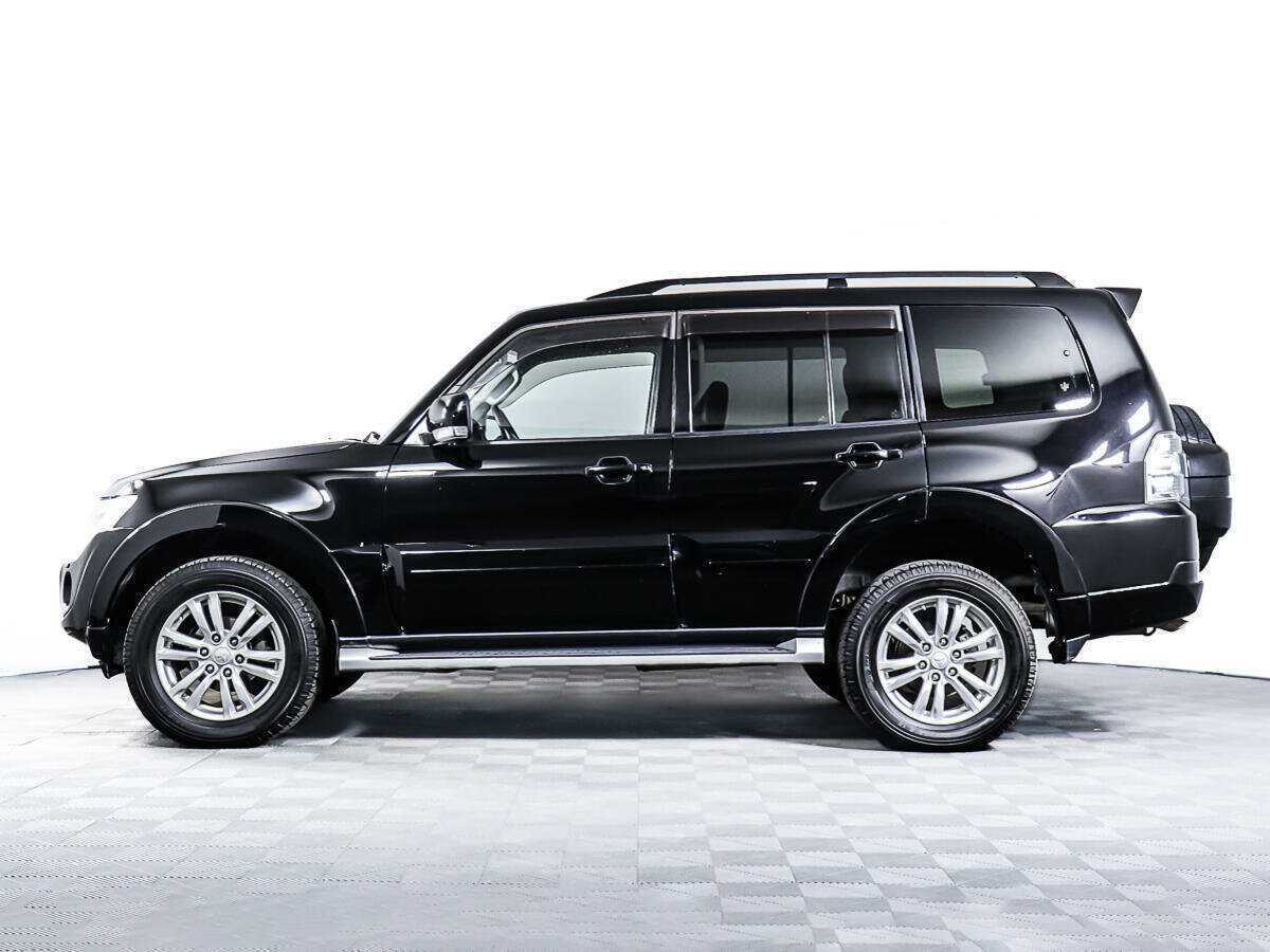 Mitsubishi Pajero 2012