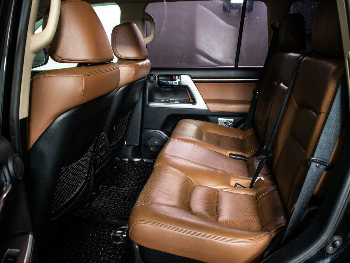 Toyota Land Cruiser 2015