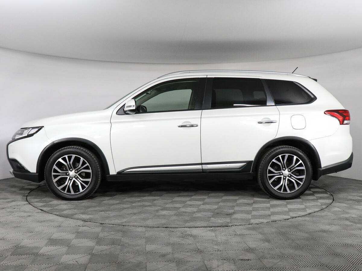 Mitsubishi Outlander 2016