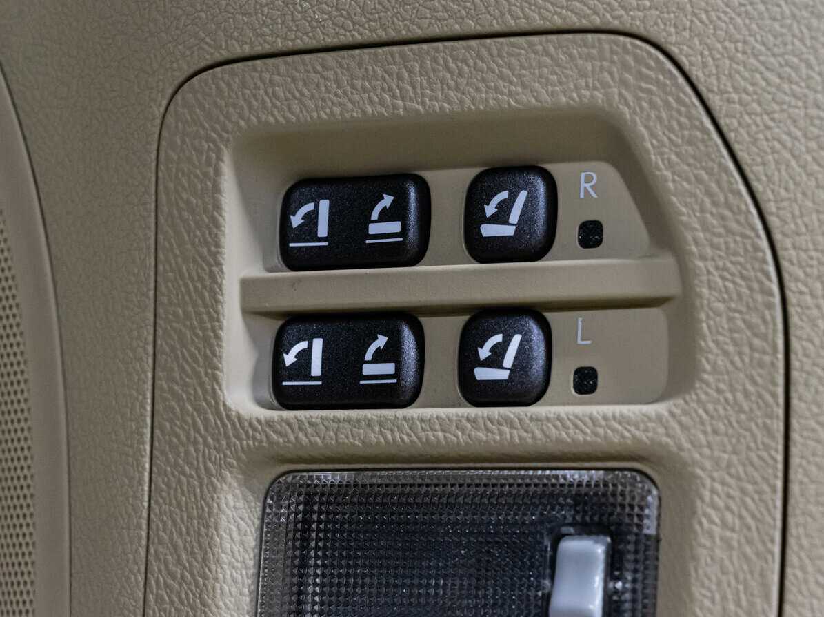 Lexus LX 2008