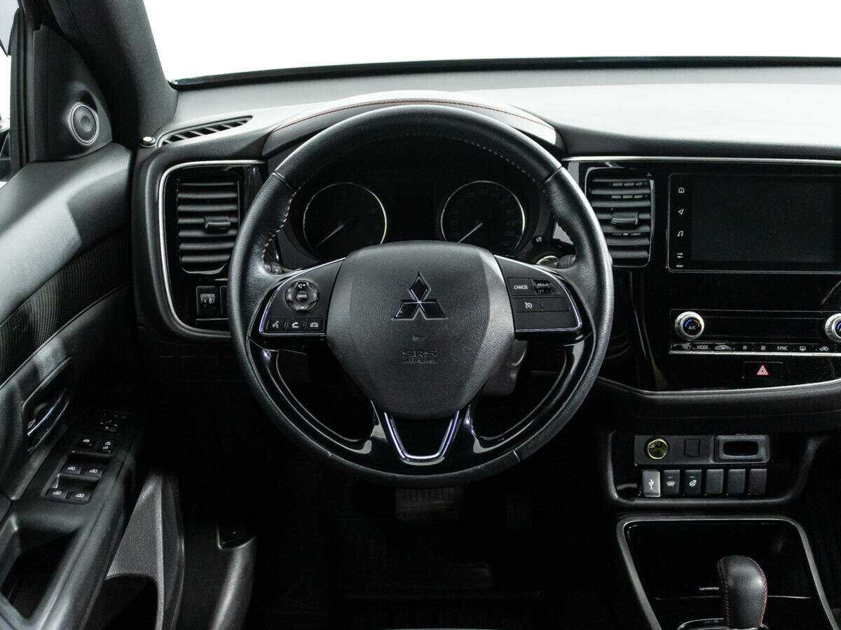 Mitsubishi Outlander 2021