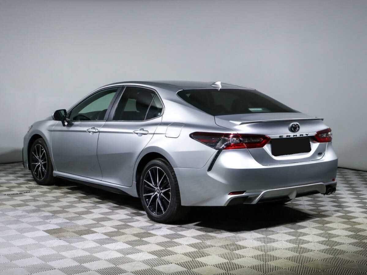 Toyota Camry 2022