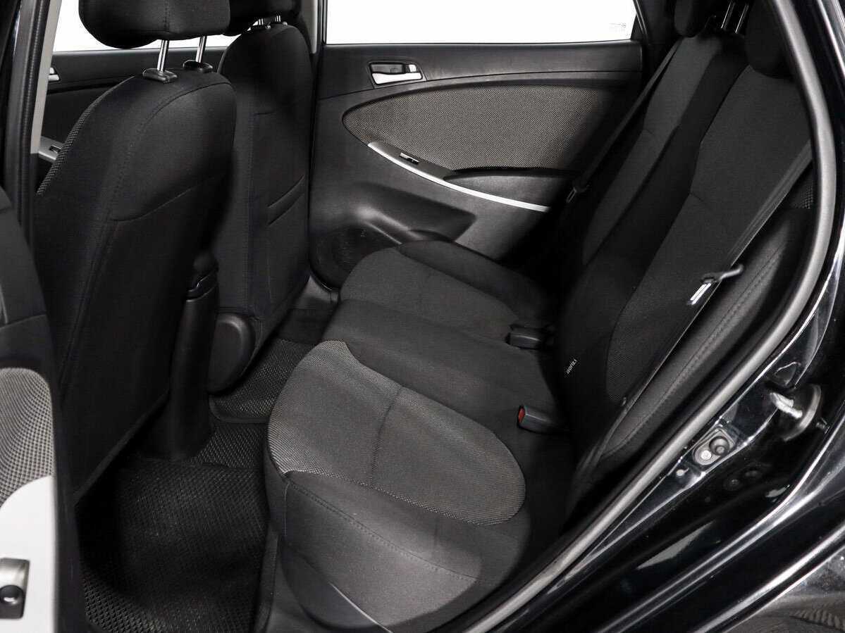 Hyundai Solaris 2013