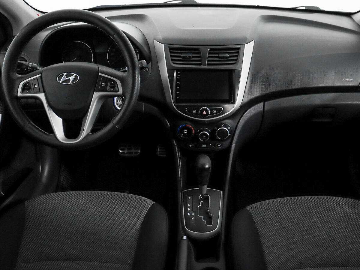 Hyundai Solaris 2013