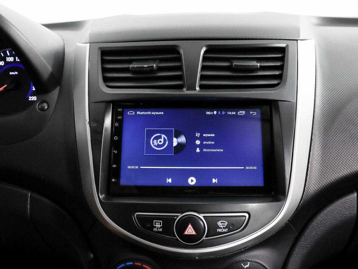Hyundai Solaris 2013