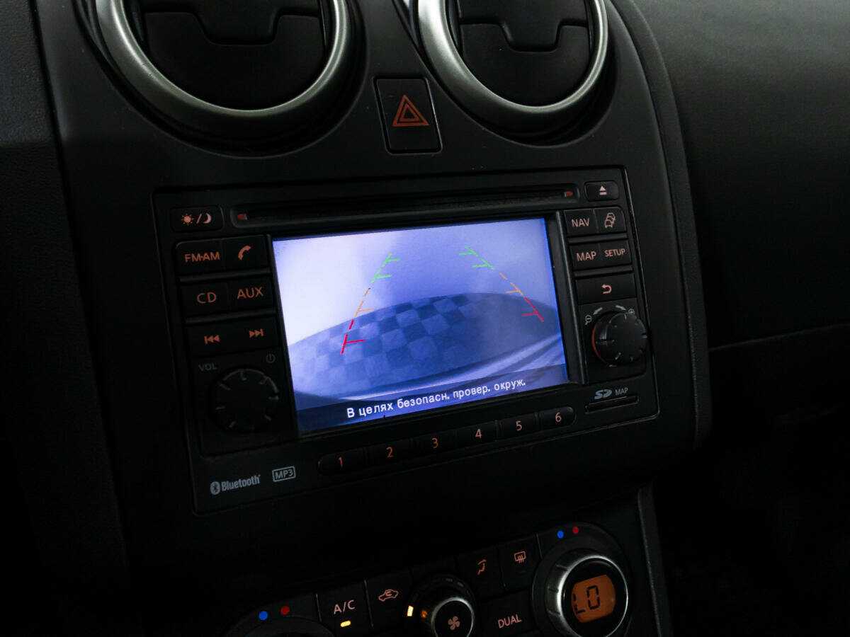 Nissan Qashqai+2 2010