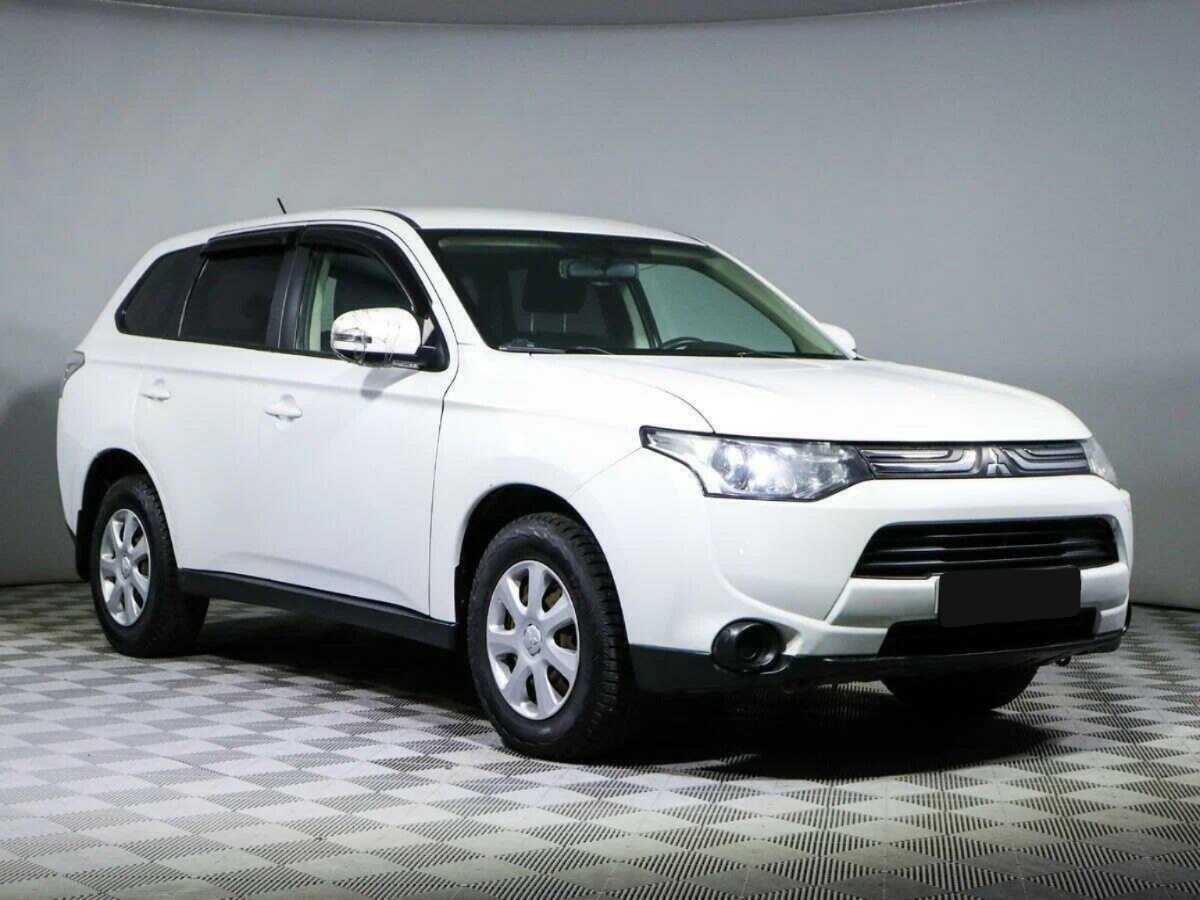 Mitsubishi Outlander 2012