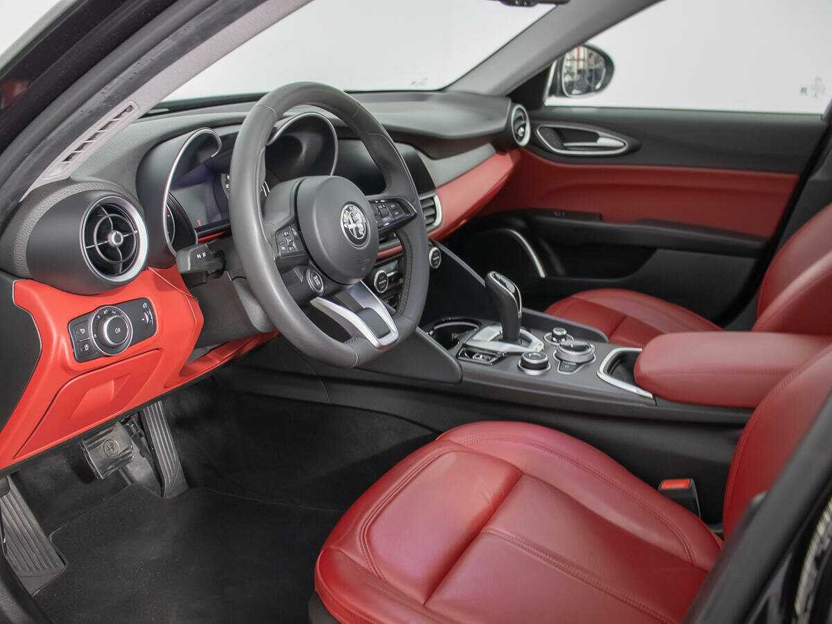 Alfa Romeo Giulia 2021