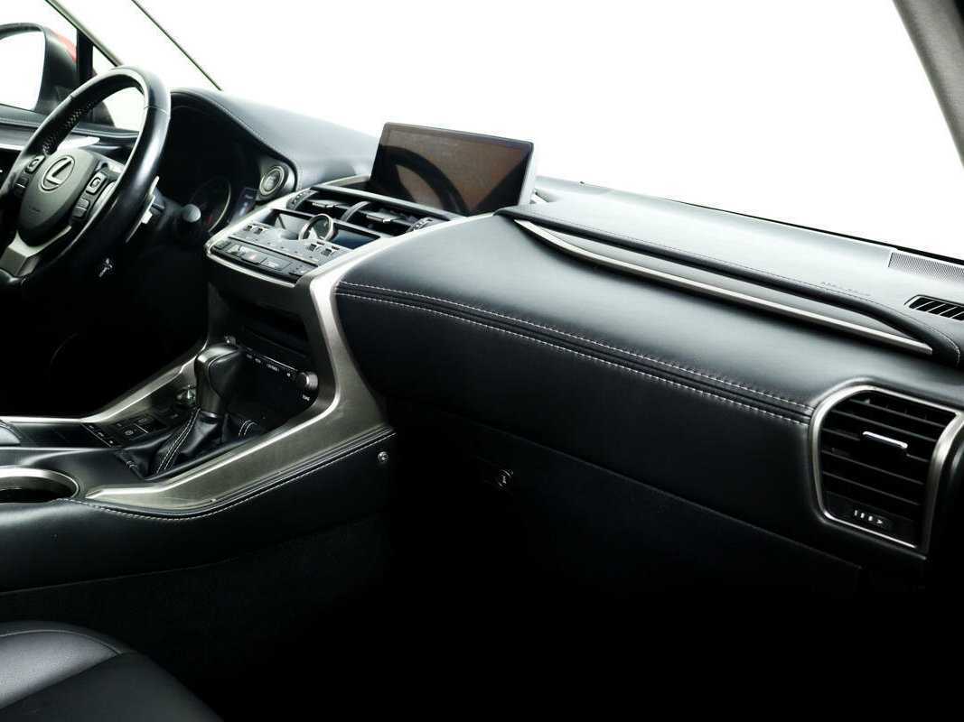 Lexus NX 2018