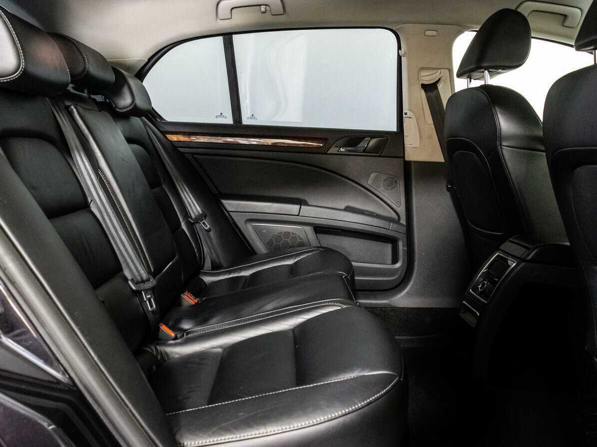 Skoda Superb 2011
