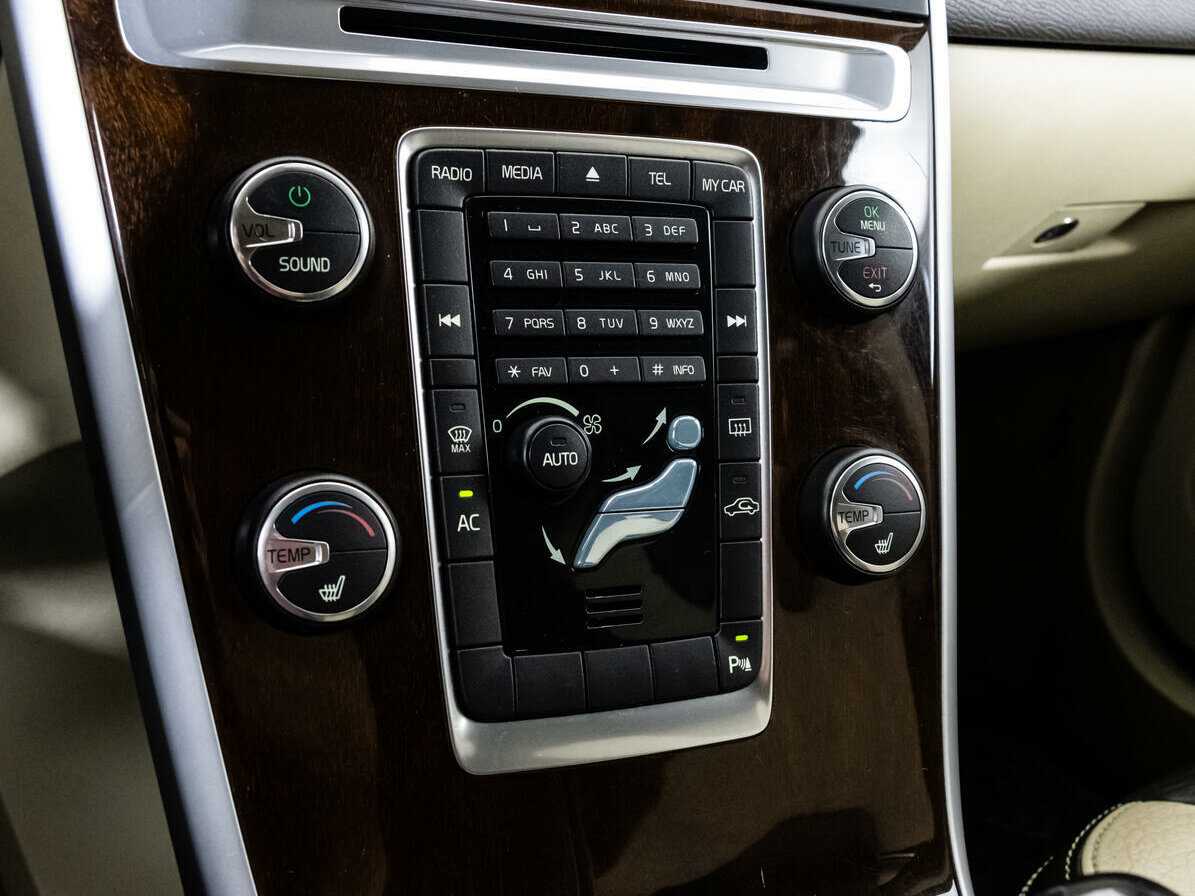 Volvo XC60 2011