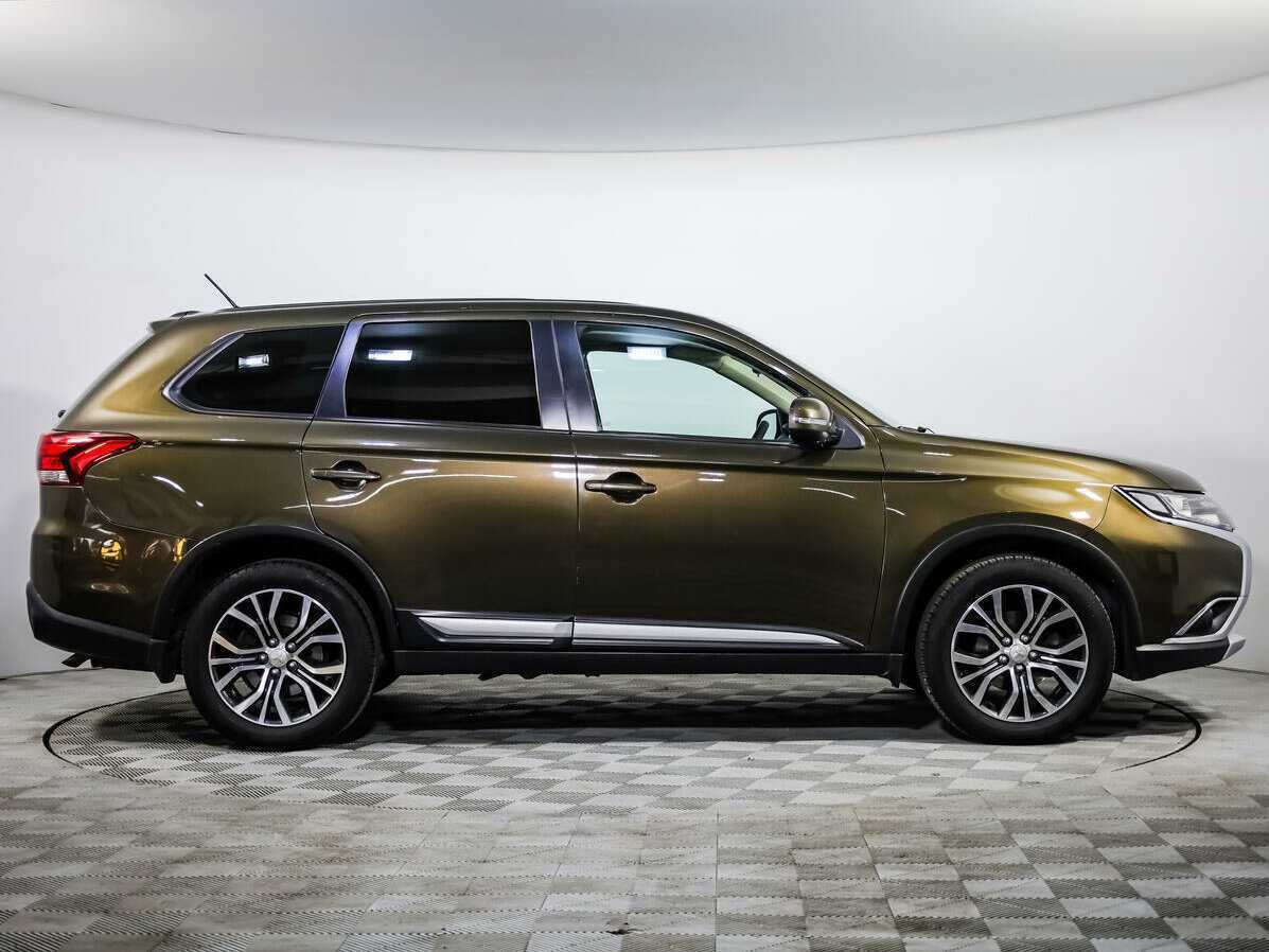 Mitsubishi Outlander 2015