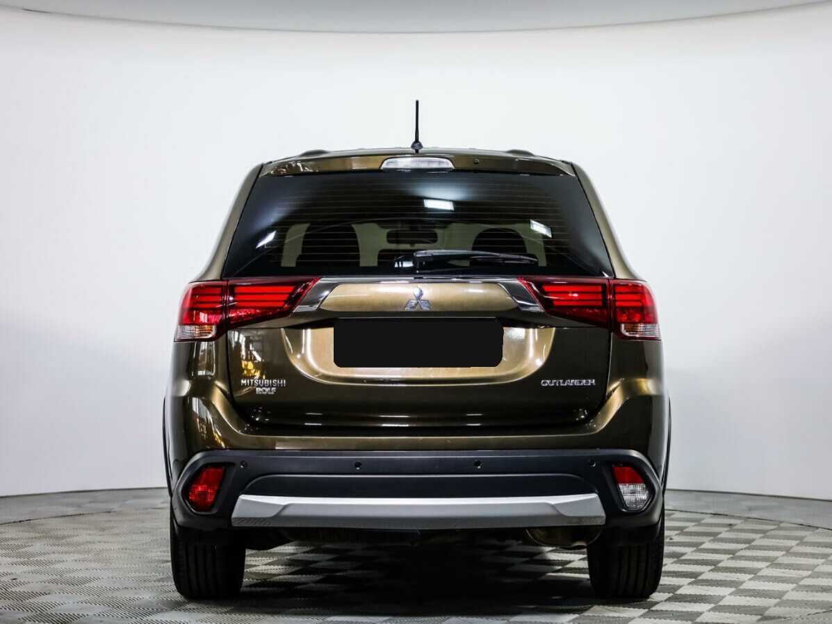 Mitsubishi Outlander 2015