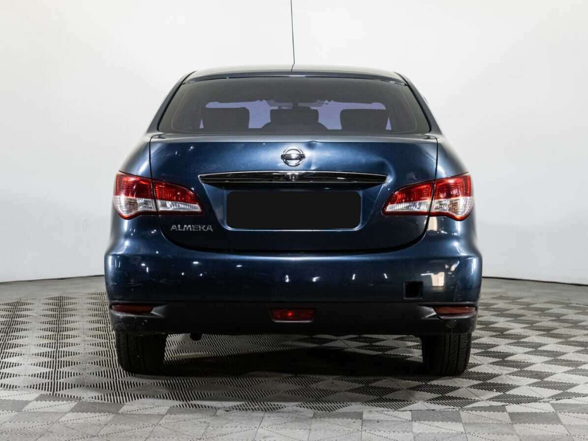 Nissan Almera