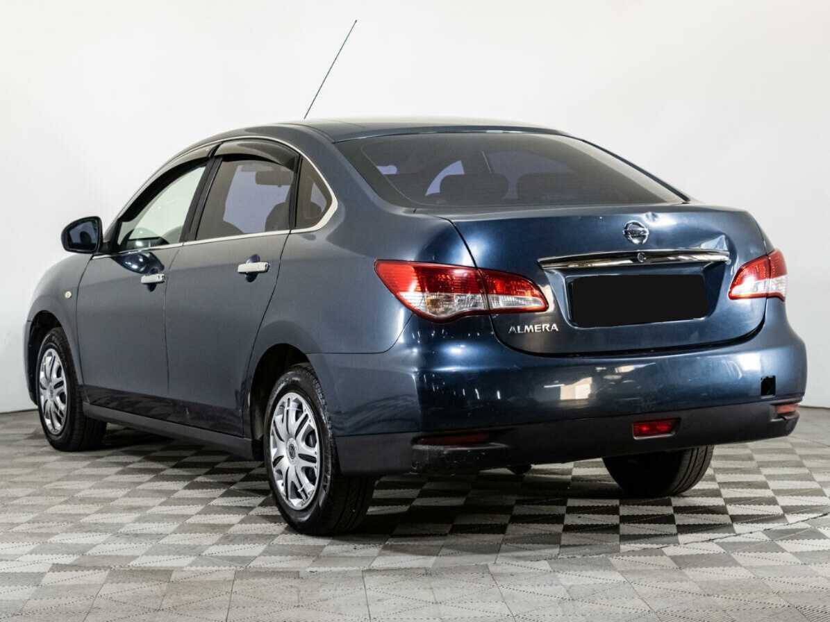 Nissan Almera