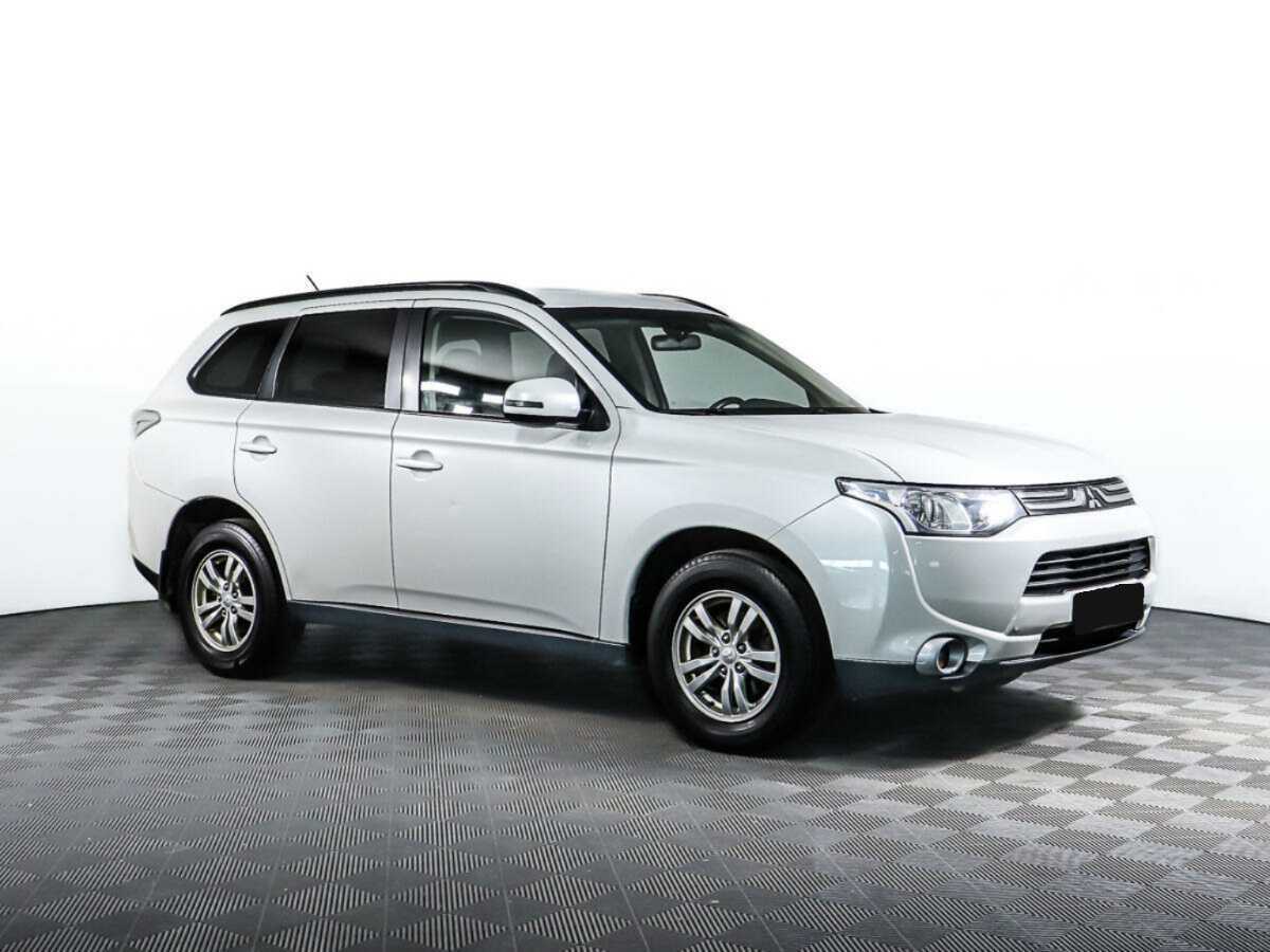 Mitsubishi Outlander 2013