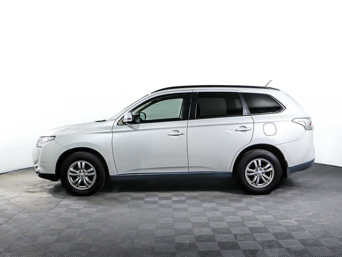Mitsubishi Outlander 2013
