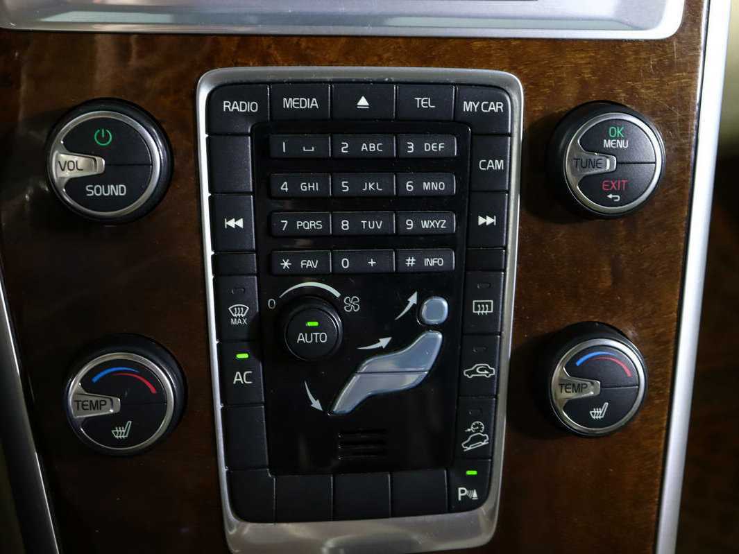 Volvo XC60 2011