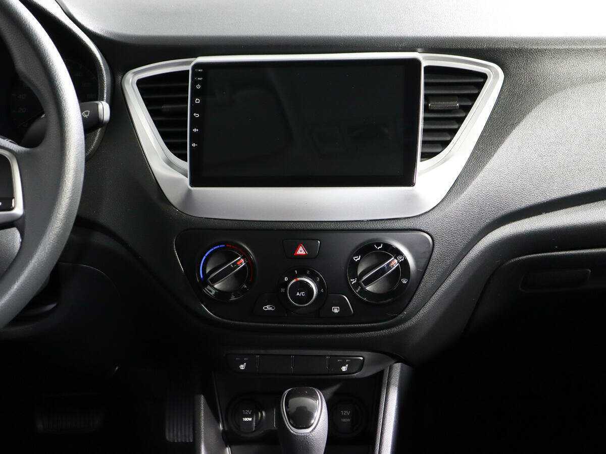 Hyundai Solaris 2021