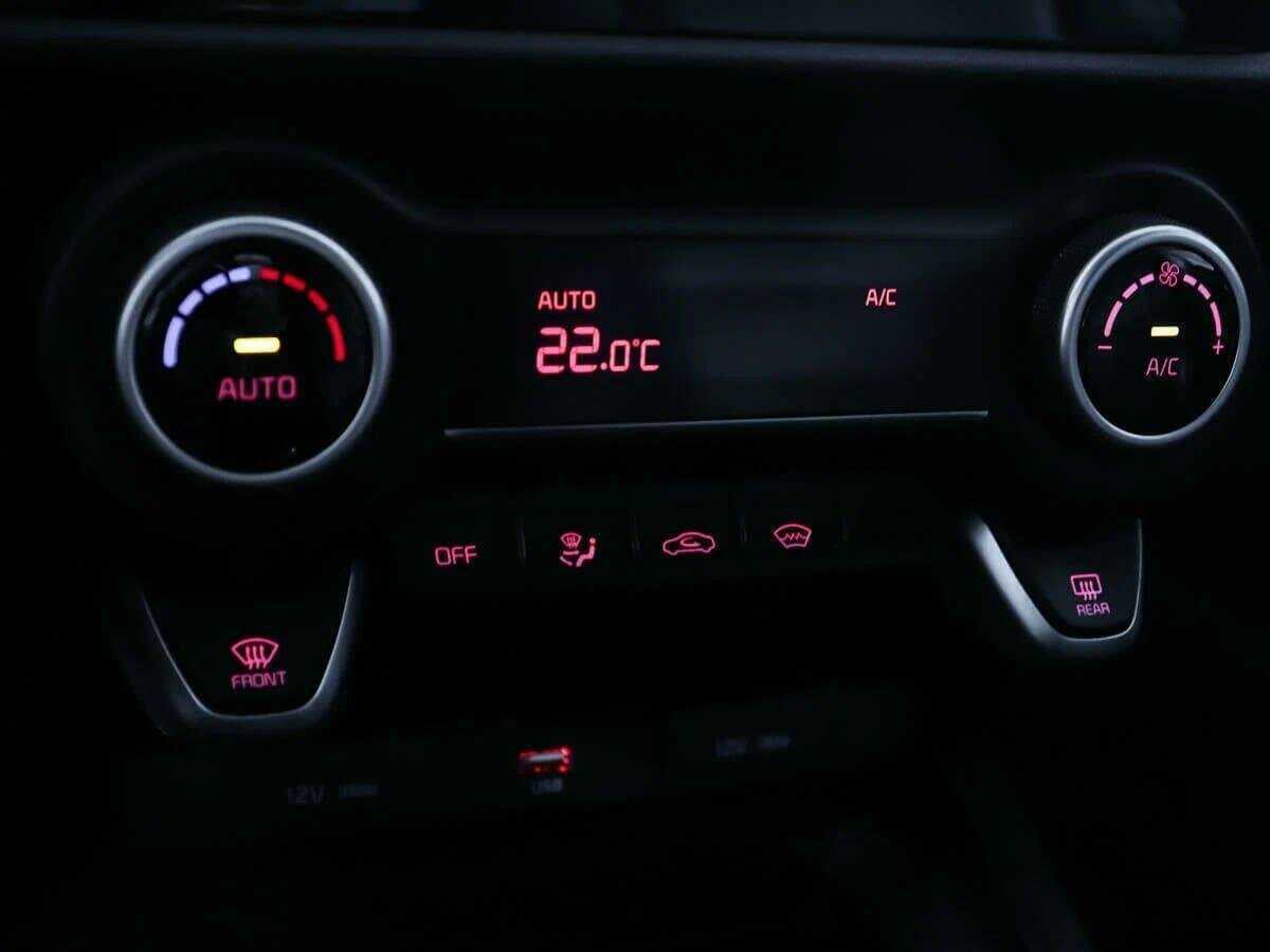 Kia Rio 2021
