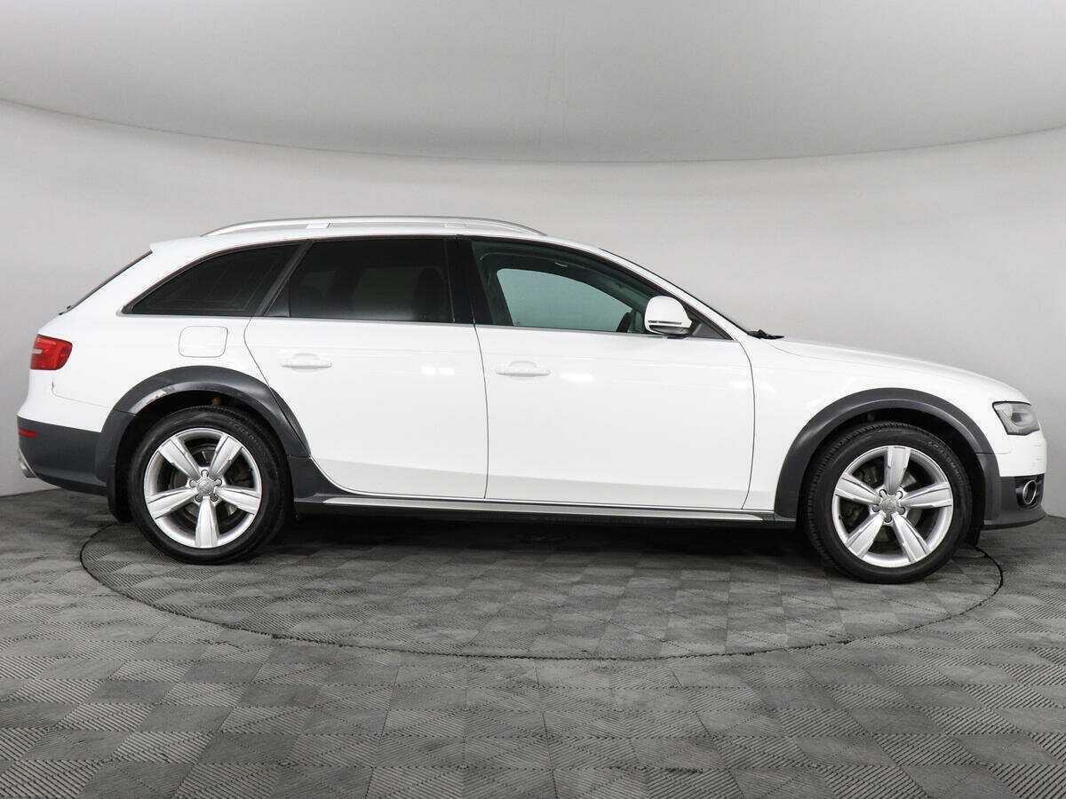 Audi A4 allroad 2012