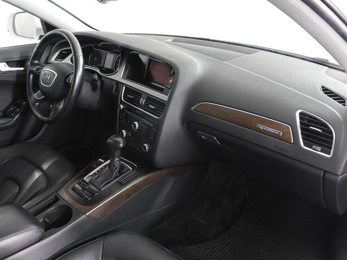Audi A4 allroad 2012
