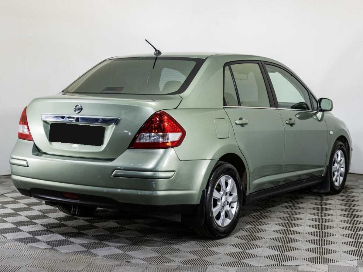 Nissan Tiida 2008