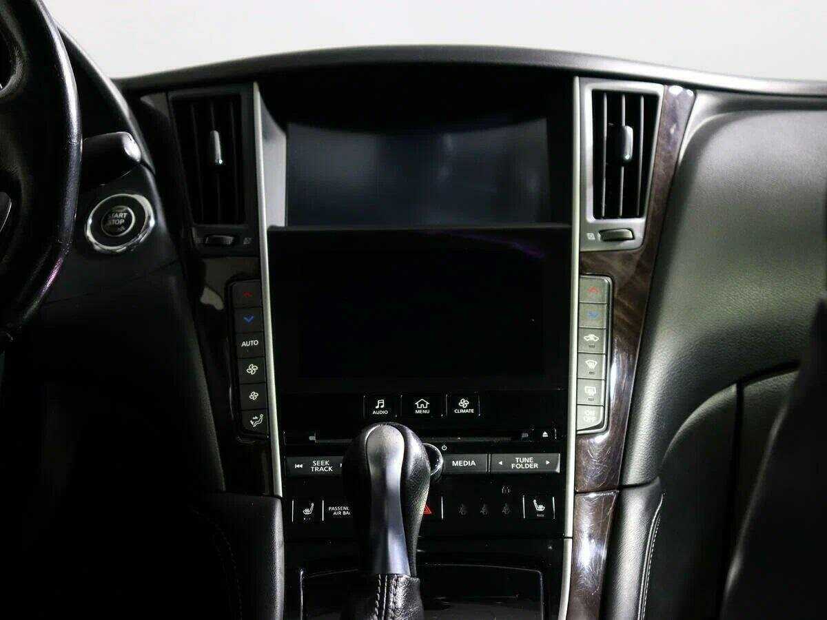 Infiniti Q50 2014