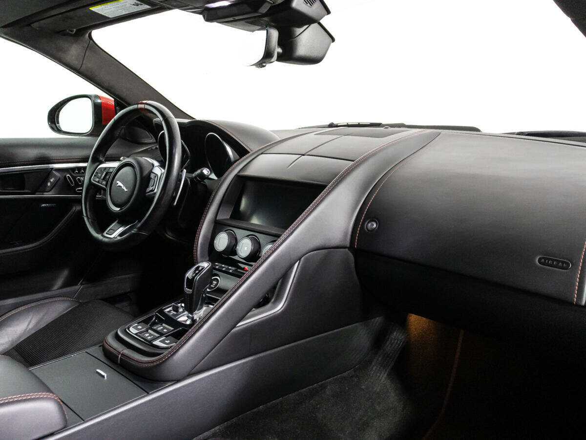 Jaguar F-Type 2019