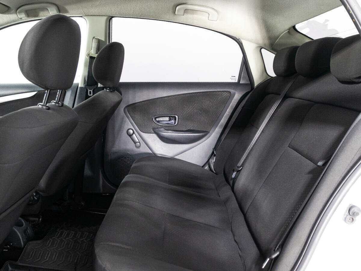 Nissan Almera 2014