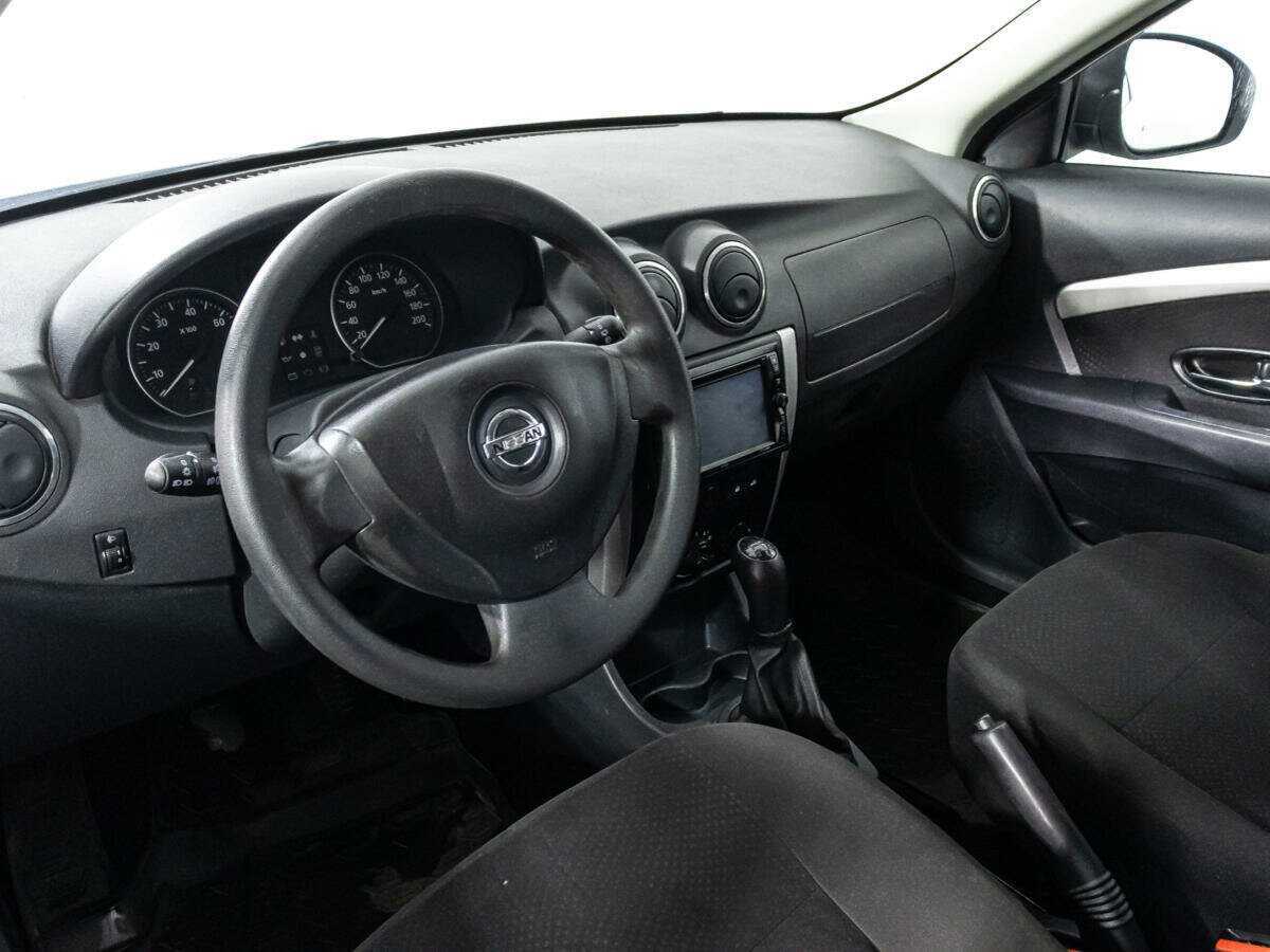 Nissan Almera 2014