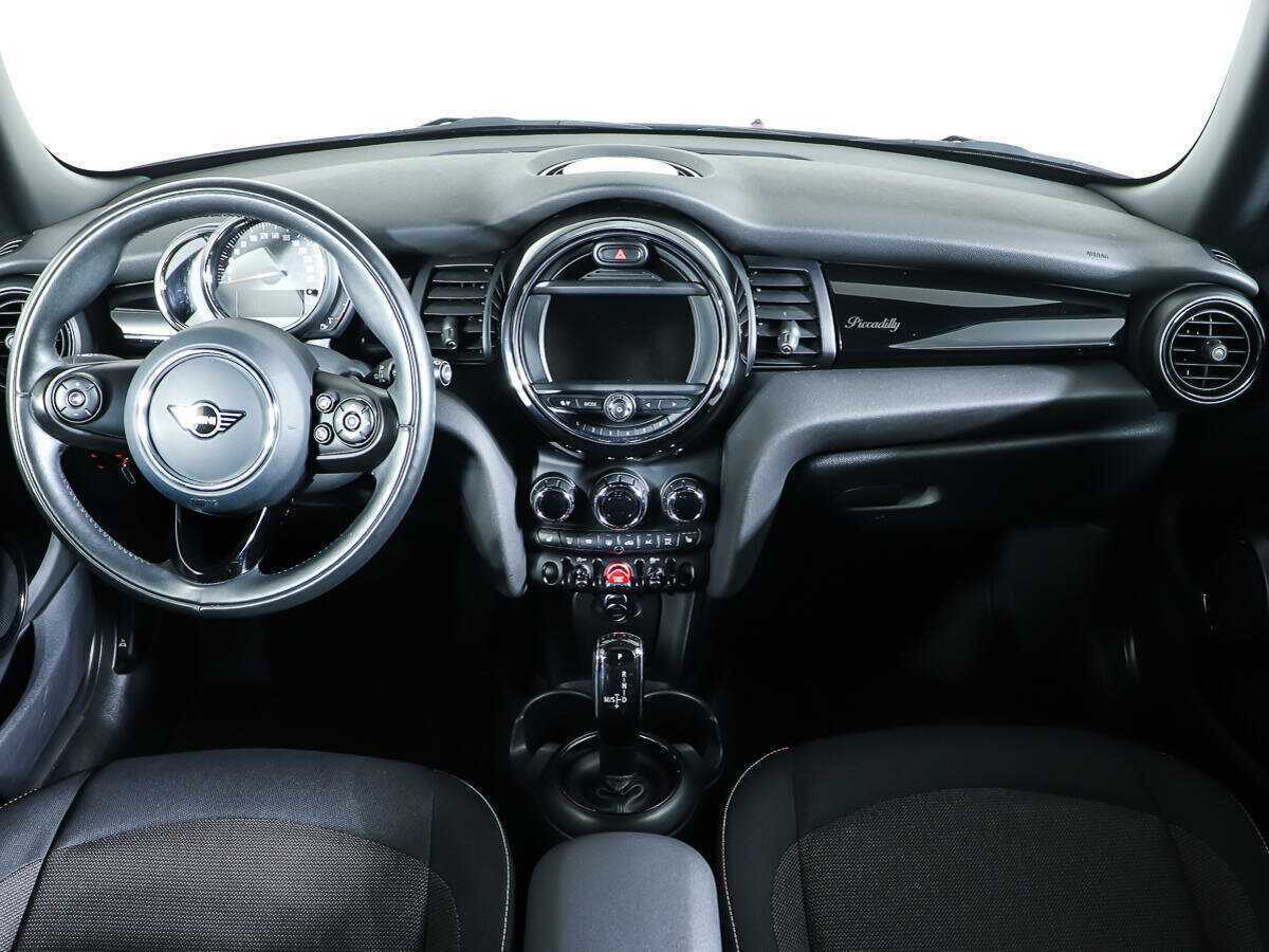 Mini Hatch 2021