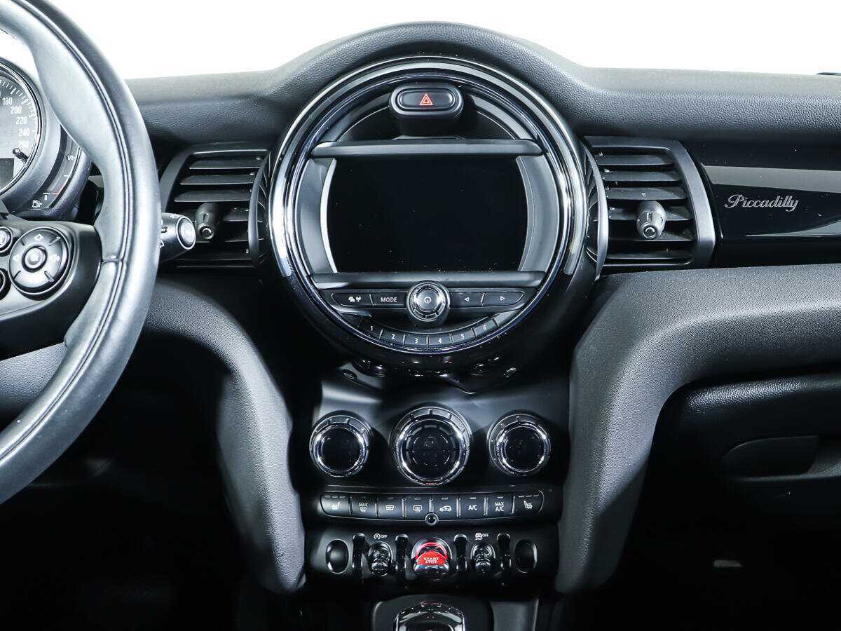 Mini Hatch 2021