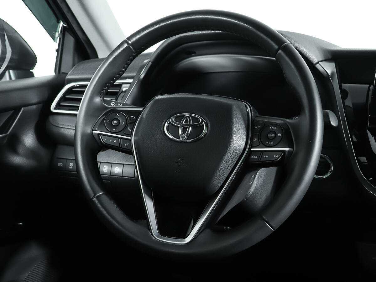 Toyota Camry 2022