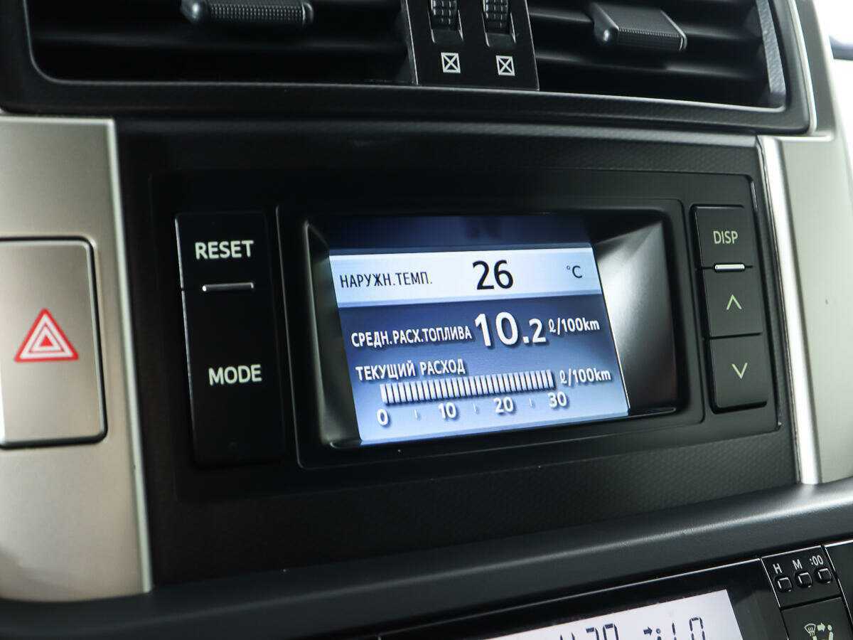Toyota Land Cruiser Prado 2011