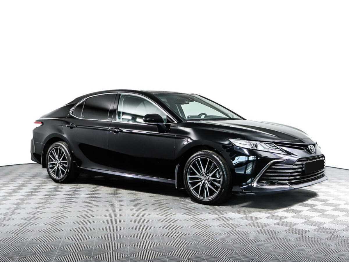 Toyota Camry 2021