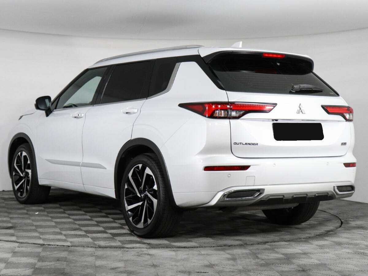 Mitsubishi Outlander 2023