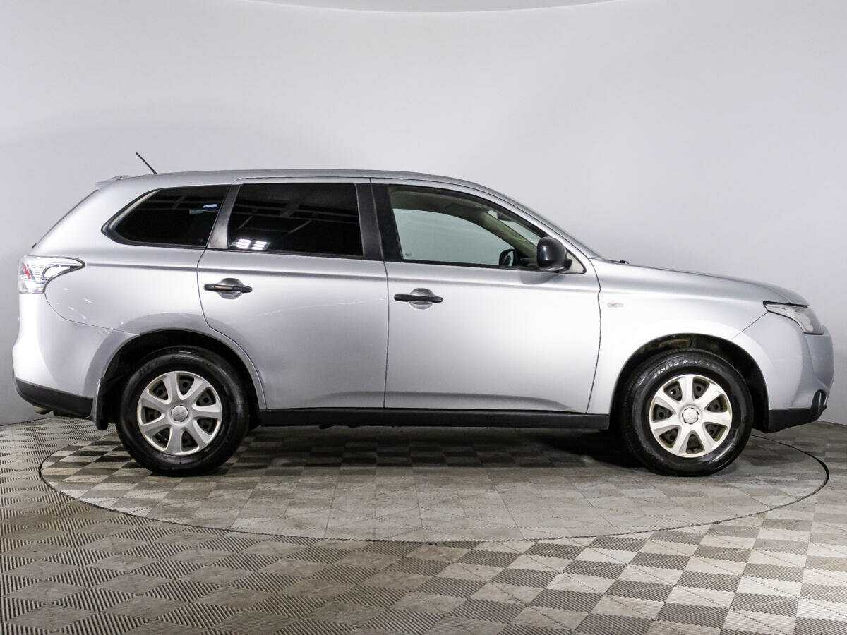 Mitsubishi Outlander 2014