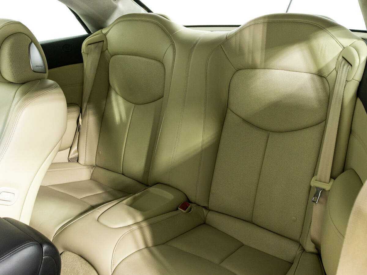 Infiniti G 2012