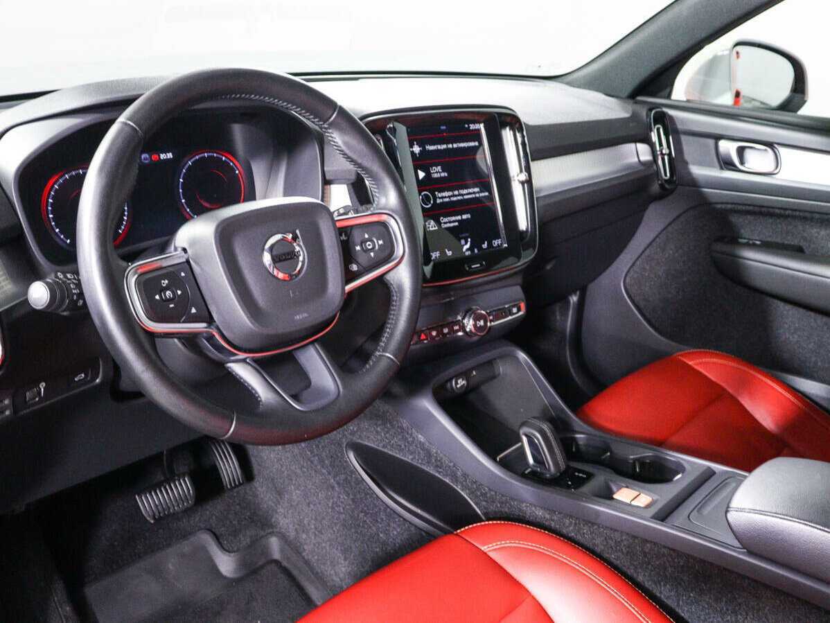 Volvo XC40 2021