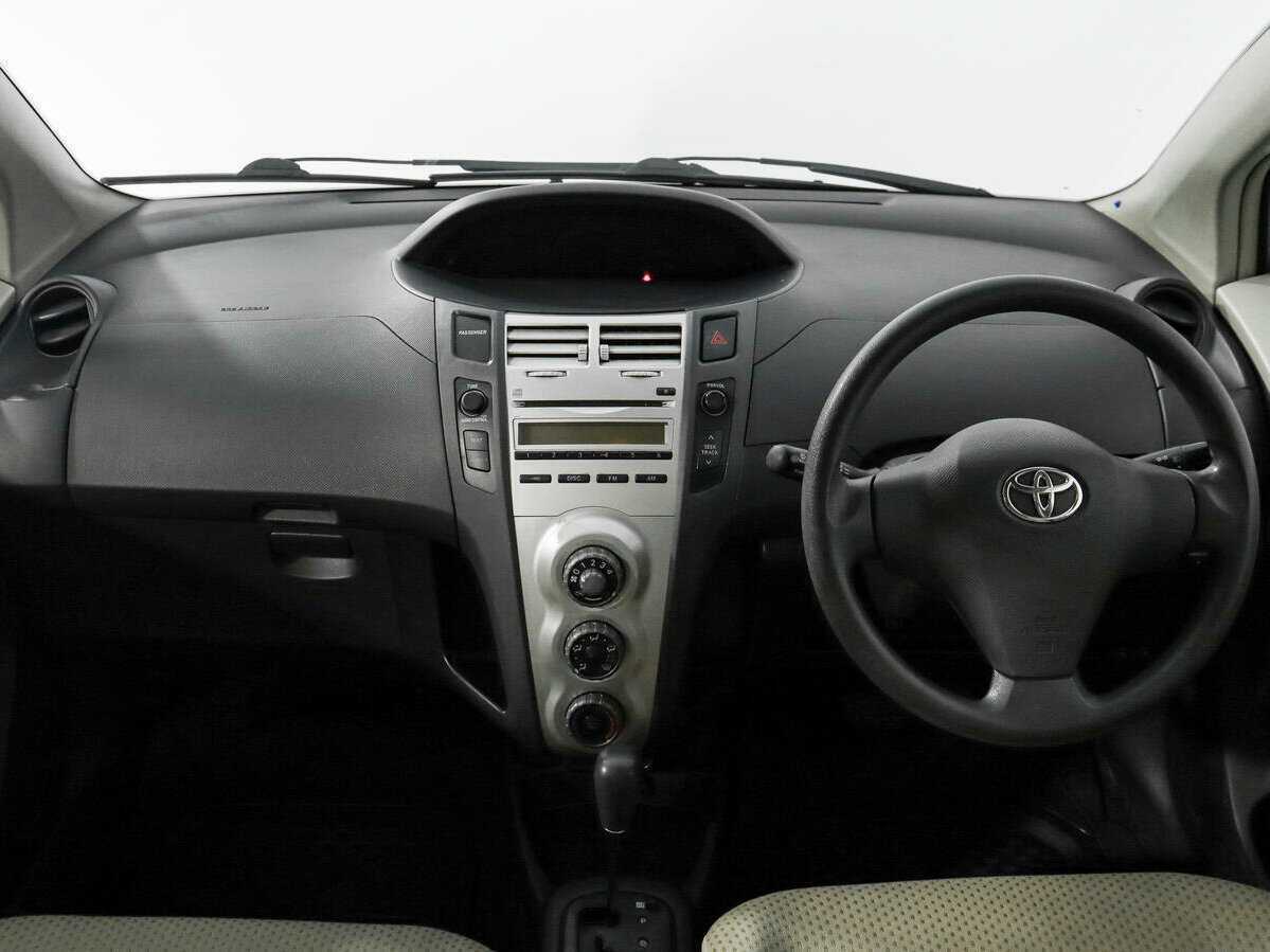 Toyota Vitz 2005
