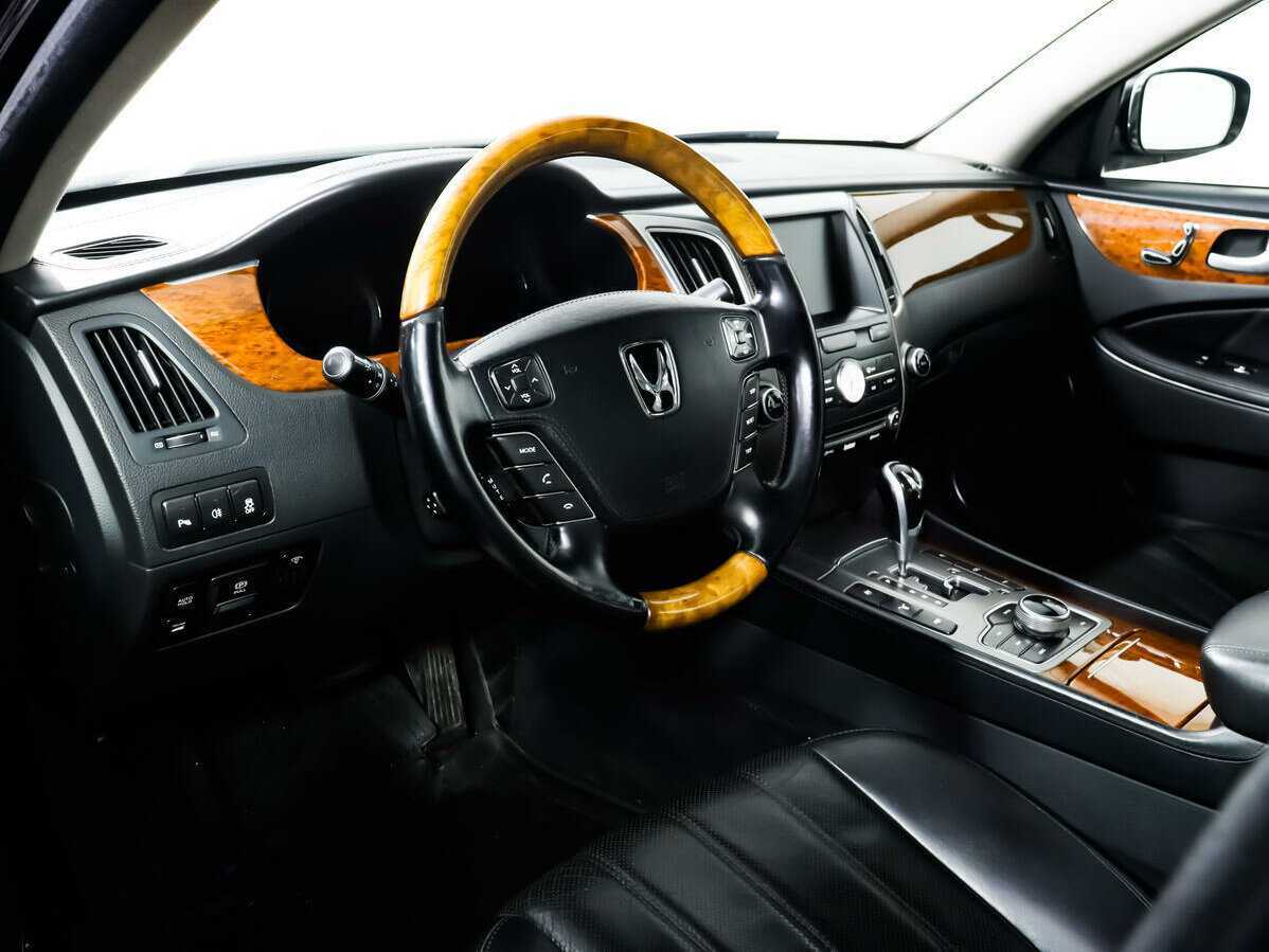 Hyundai Equus 2012