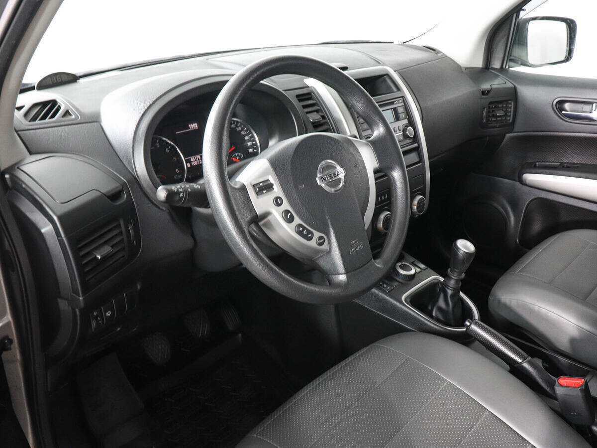 Nissan X-Trail 2014