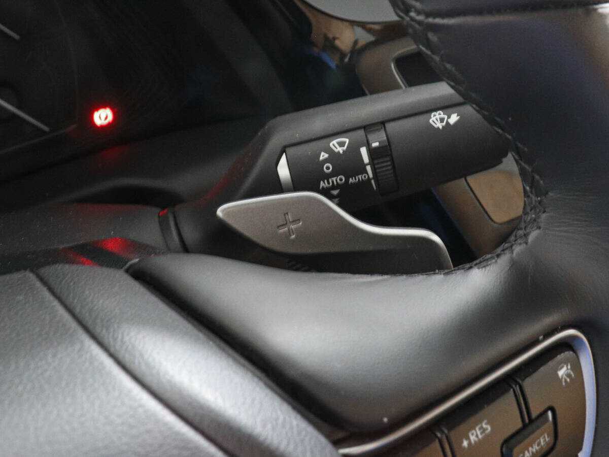 Lexus ES 2022