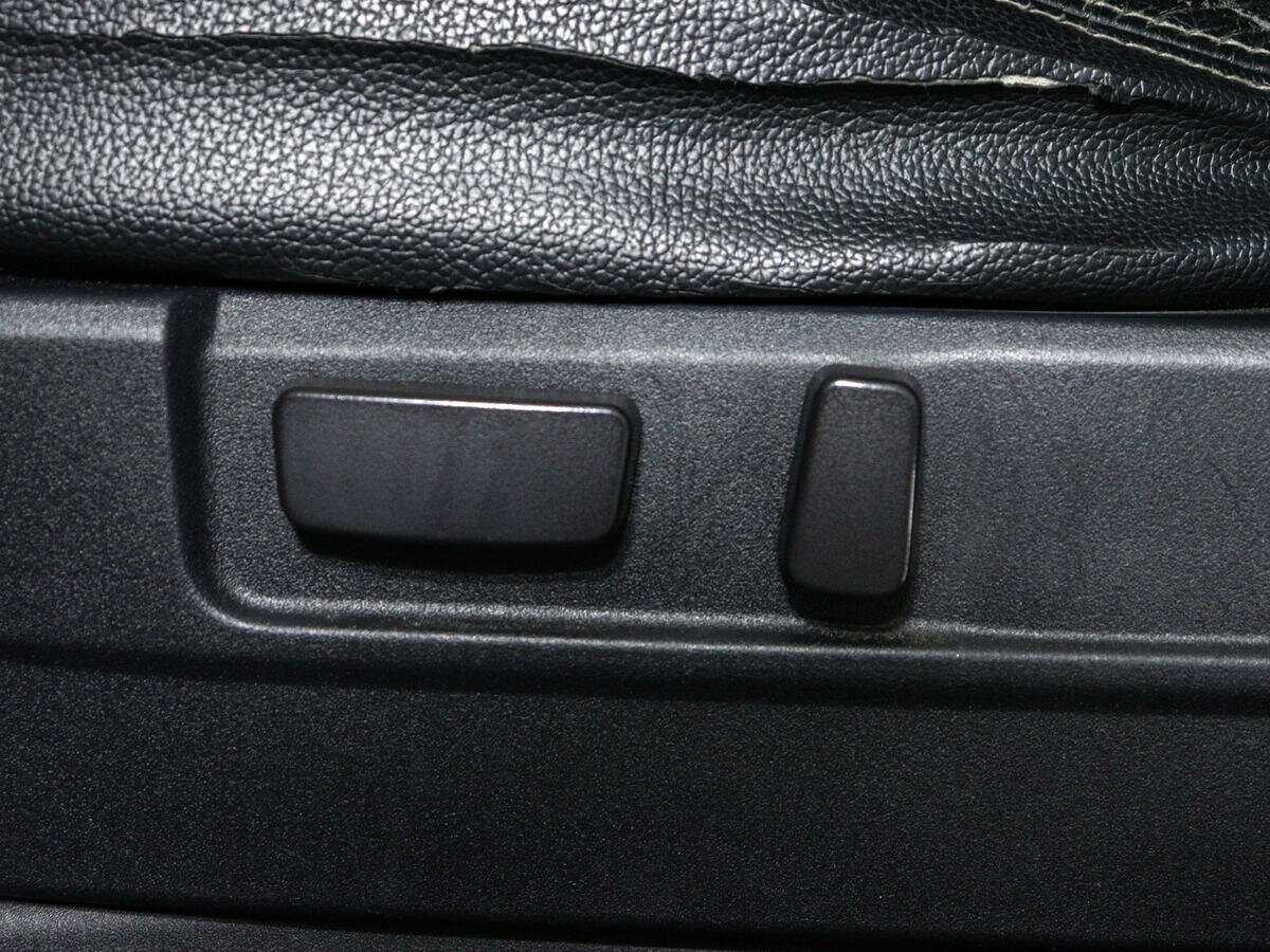 Mitsubishi Outlander 2012