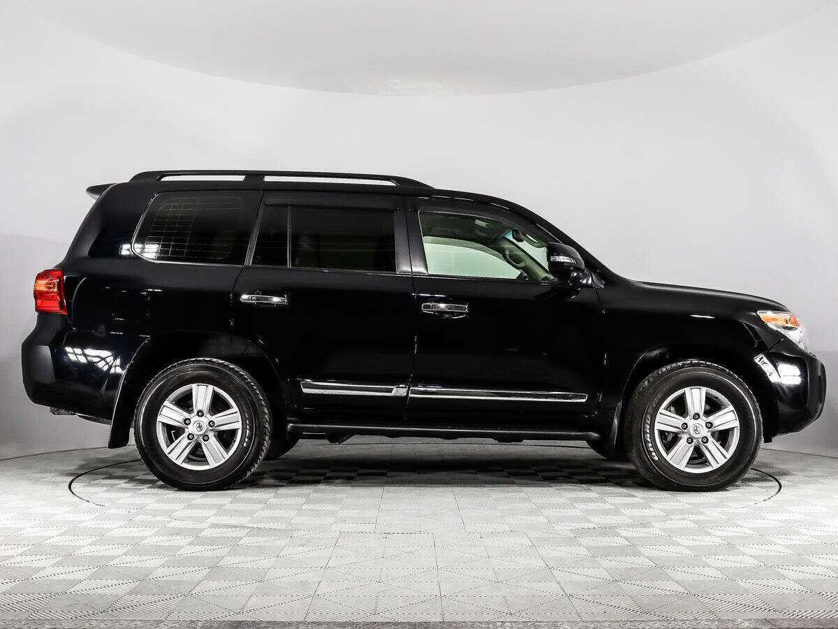 Toyota Land Cruiser 2012