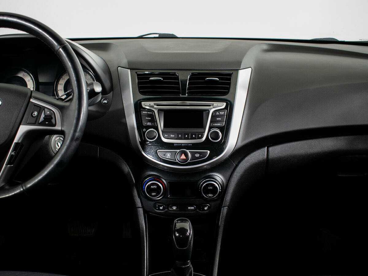 Hyundai Solaris 2016